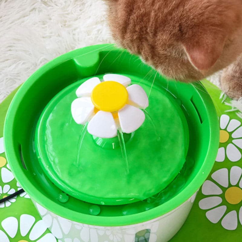 Fuente De Agua En Forma De Flor Bebedero Eléctrico Para Gatos